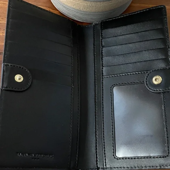 Banana Republic Factory Black Vegan Leather Wallet - Picture 3 of 3